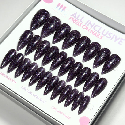 Dark Holo 6 - Stiletto Médium / ALL INCLUSIVE - MR CANDY NAILS