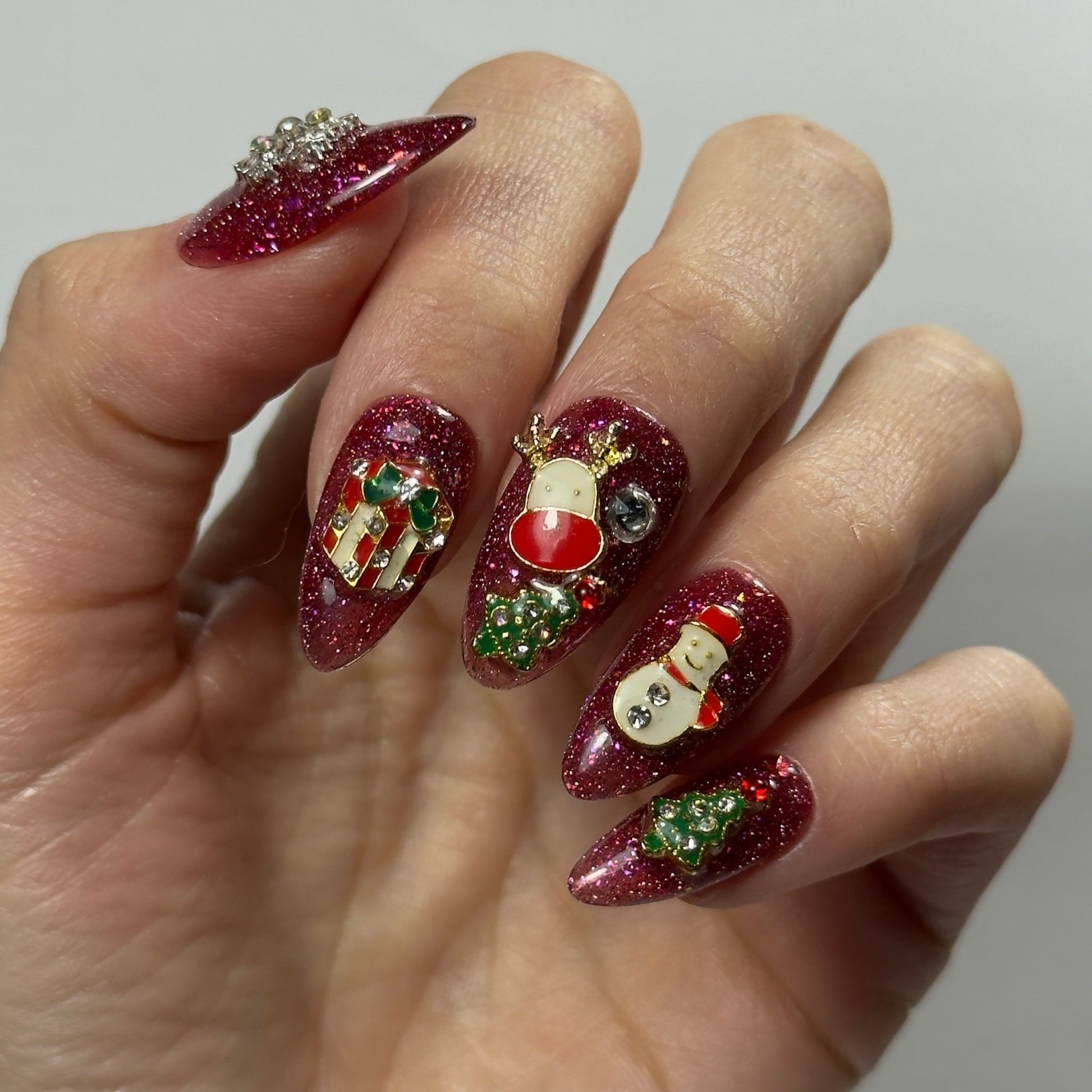 Kitsch Christmas - Amande Médium / ALL INCLUSIVE - MR CANDY NAILS