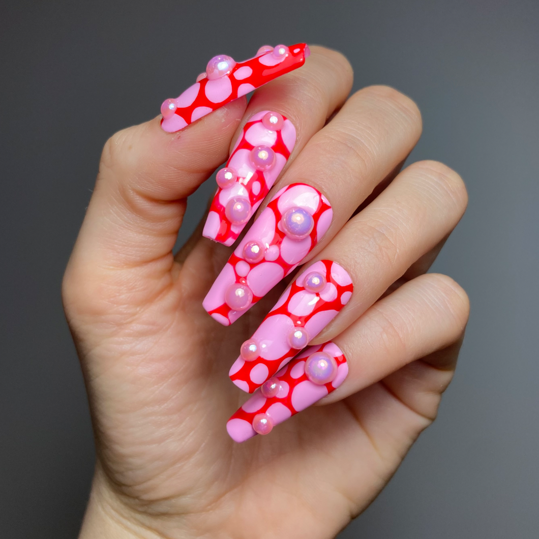 ongles press on nails rose et rouge perles 3D alien 